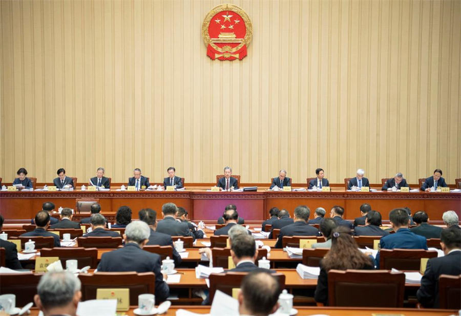 Máximo órgano legislativo de China inicia sesión de su comité permanente