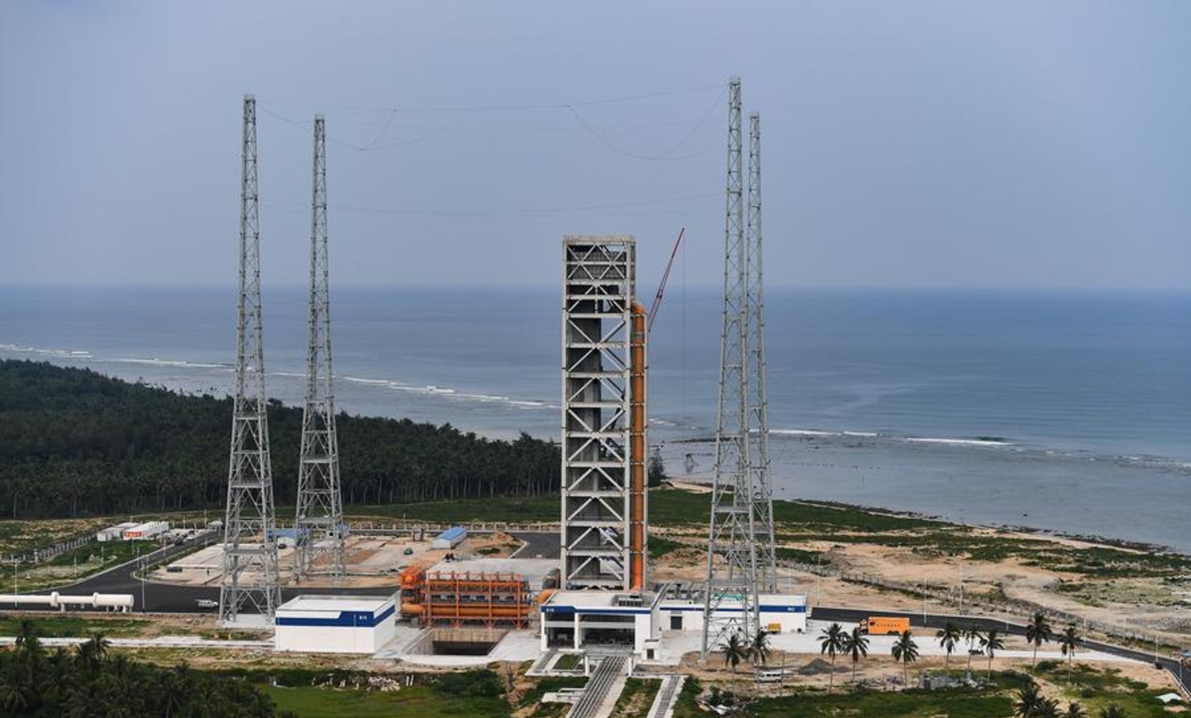 Esta foto, tomada el 4 de septiembre de 2024, muestra una vista del sitio de lanzamiento de naves espaciales comerciales en Wenchang, en la provincia sureña china de Hainan. (Xinhua/Yang Guanyu)